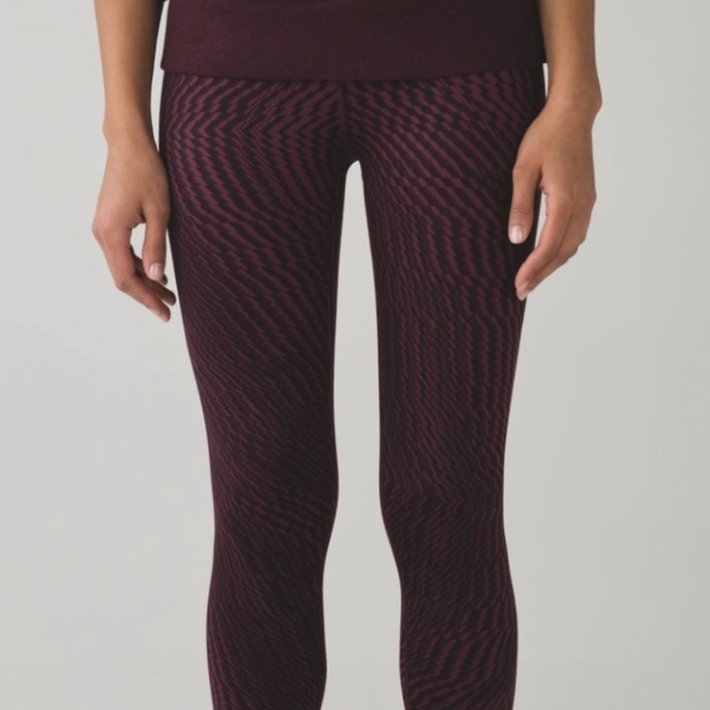 Lululemon Maroon Zig Zag Leggings Sz 4